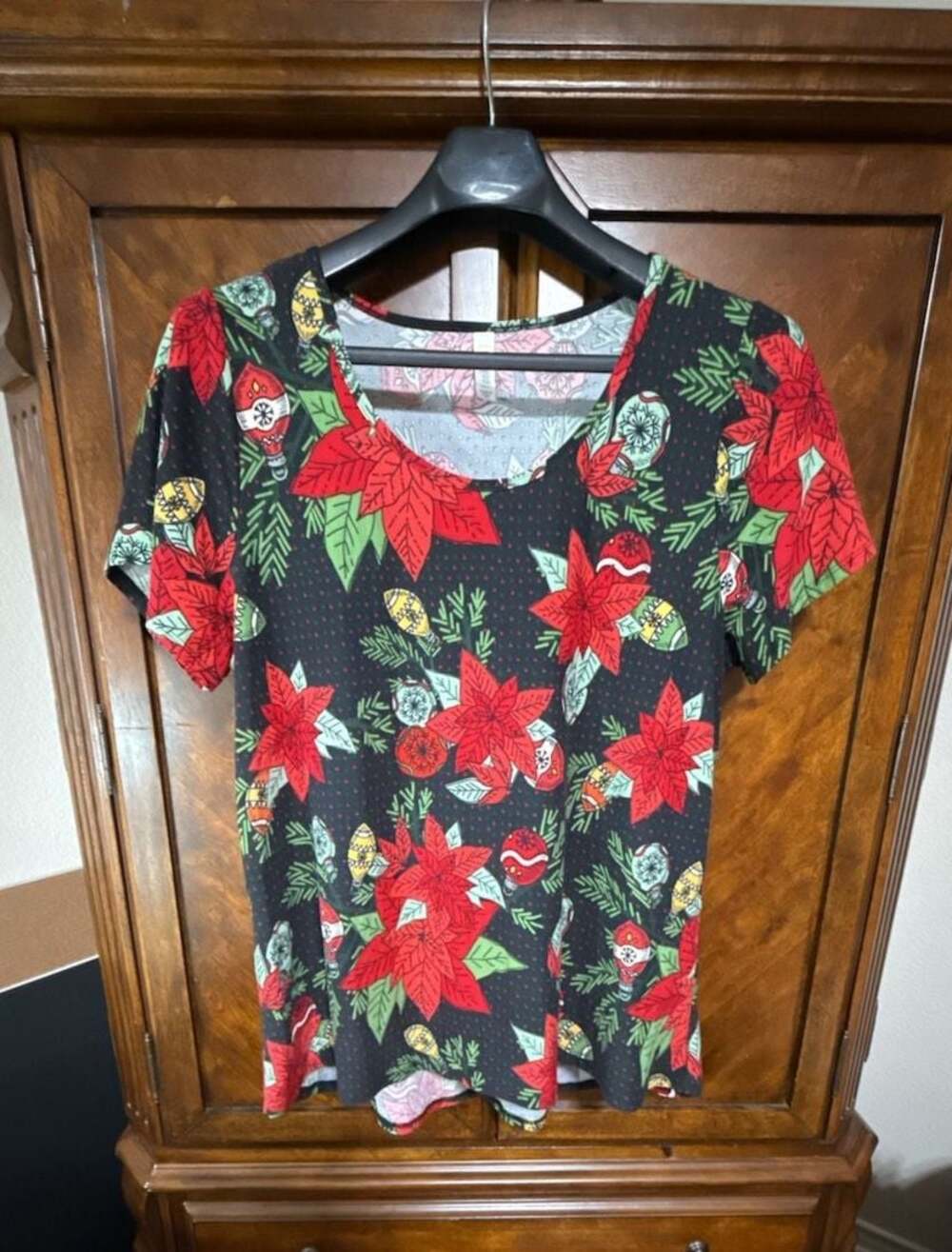 LuLaRoe Holiday Christmas Poinsettia Ornaments Gigi Top Shirt Blouse 2XL